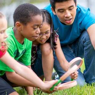 Blue Cross Blue Shield Association partners with Boys & Girls Clubs of America to address youth mental health crisis | bcbs.com